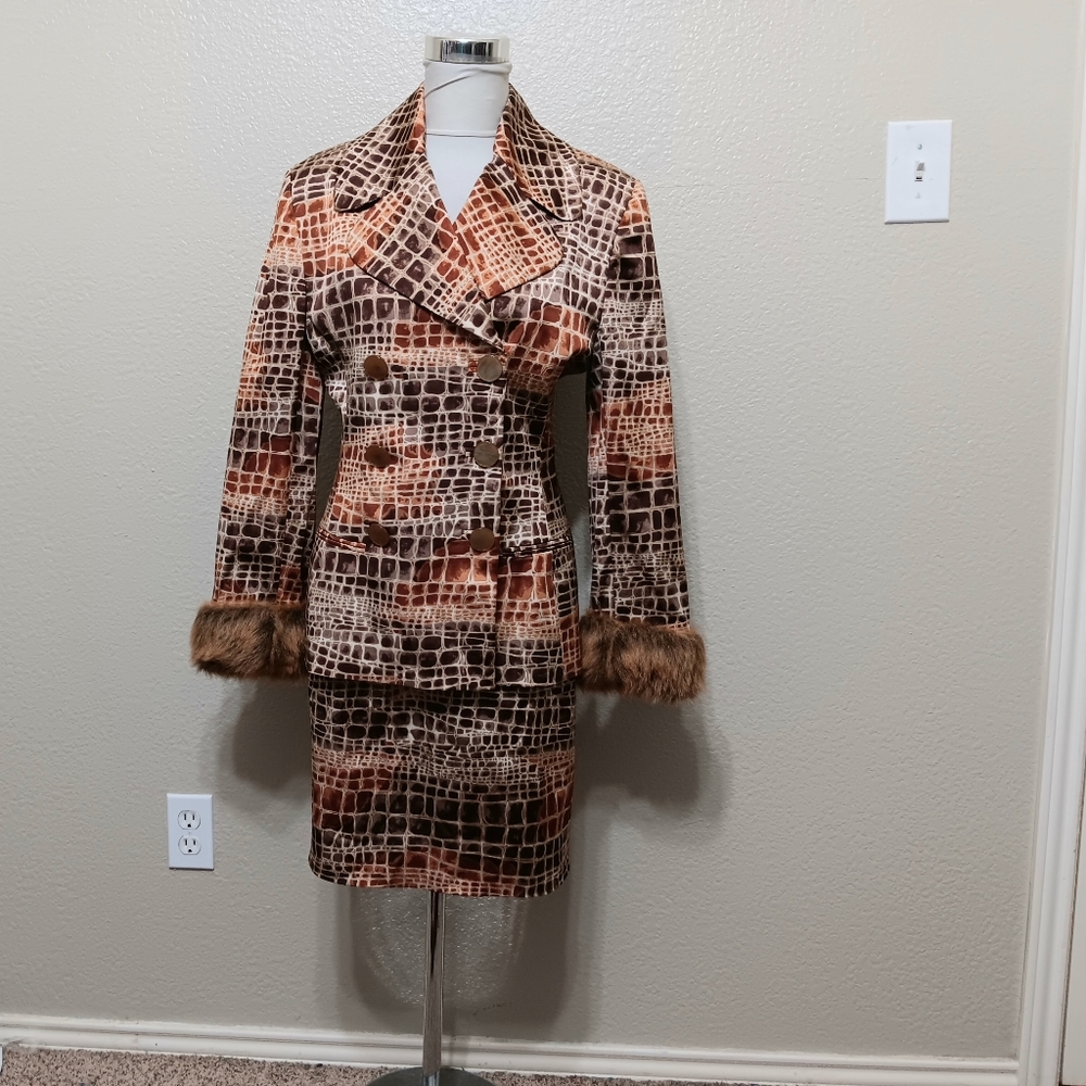 Christian Llinares Vintage Croc Brown Rust Skirt Suit Faux Fur Cuffs